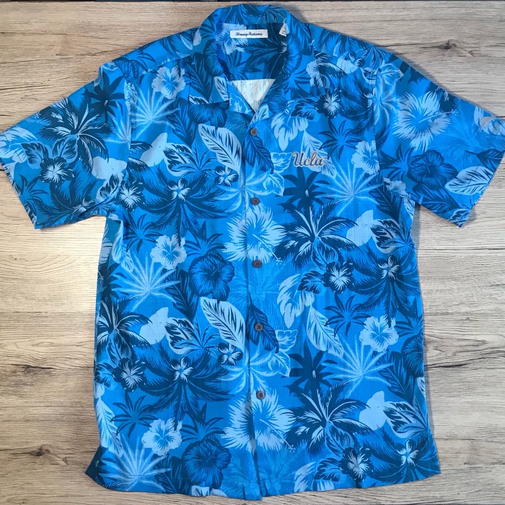 NWT UCLA Bruins Tommy Bahama Hawaiian Shirt